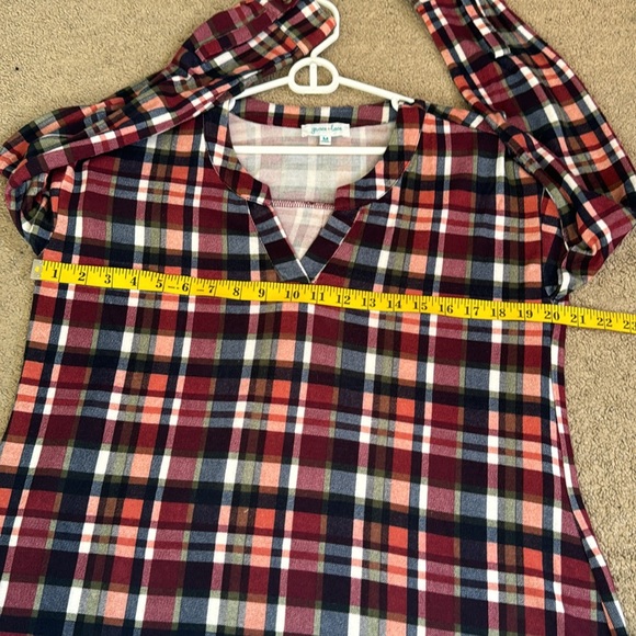 NWOT Plaid Loose fit top Blouse Size Medium - Picture 6 of 9